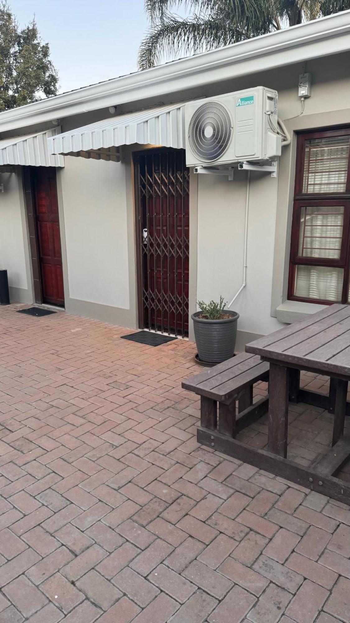 Upper Room Guesthouse Kirkwood 外观 照片